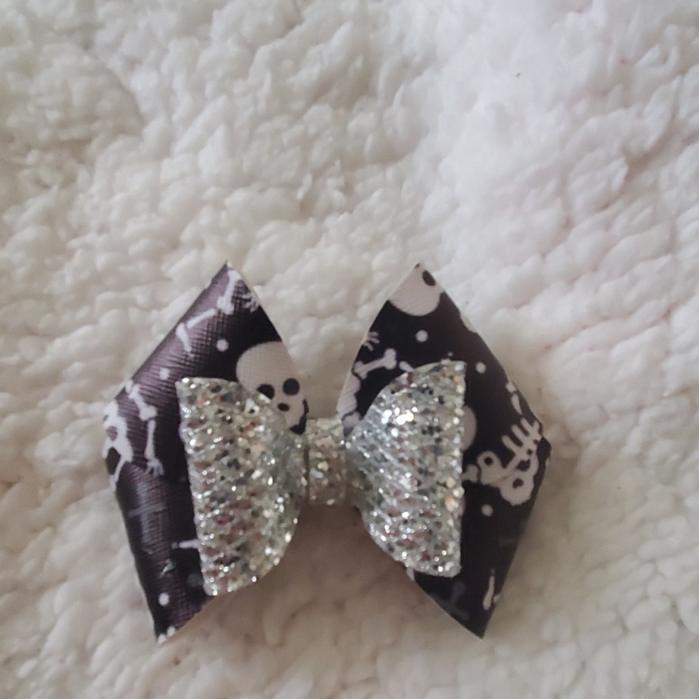 New skeleton bow